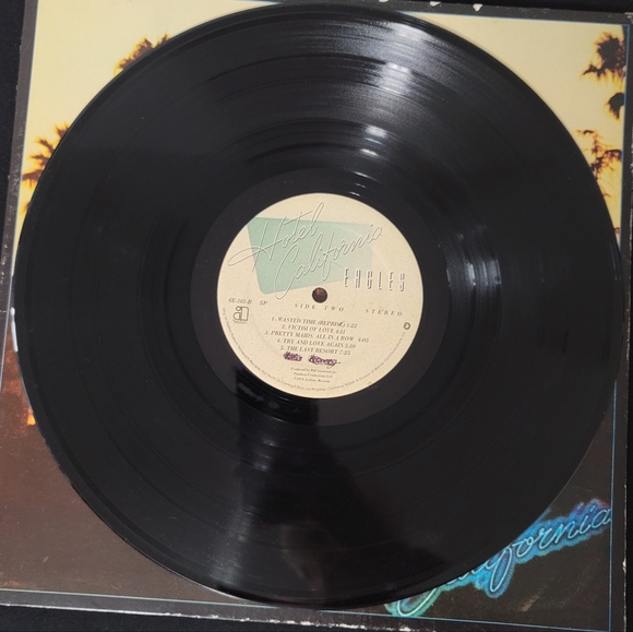 Eagles 'Hotel California' 6E-103 1976 - Picture 8 of 9